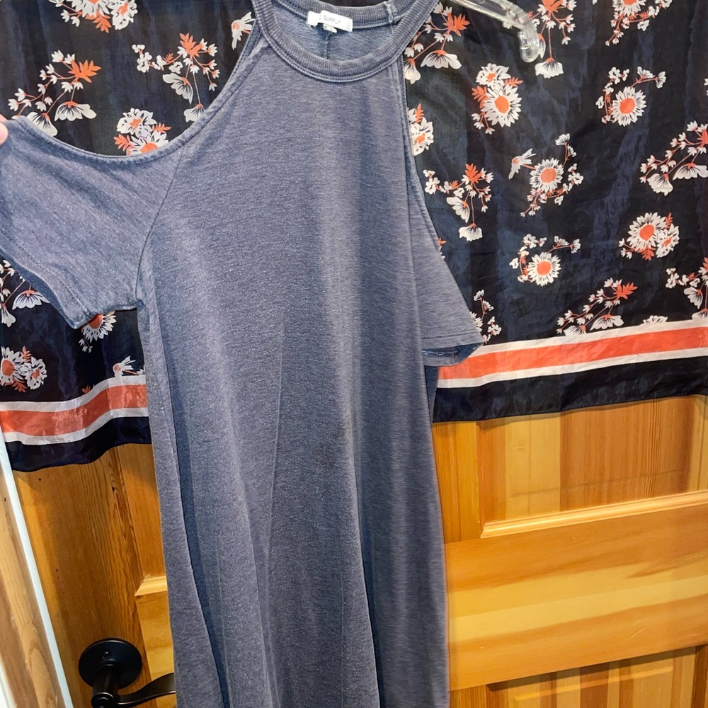 Z Supply Gray cold shoulder tshirt dress
